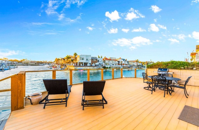 Amazing Sunset Harbor Deck Views W/Private Hot Tub