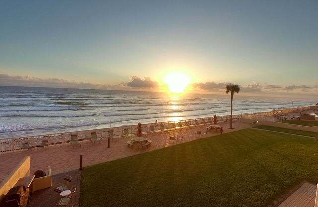 Amazing View-Heated Pool-Oceanfront-Crib-Owner Managed-Extras!