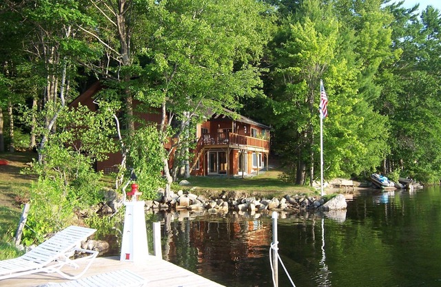 Amazing Waterfront Rental Lake Winnipesaukee NH On Bridged Island