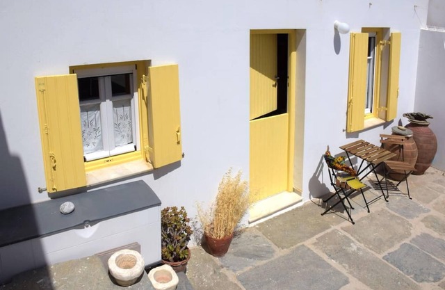 Amberi, Tinos in Panormos