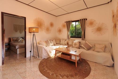 Amsterdam House - Hin Kong - Double King Bed - 4K SmartTV