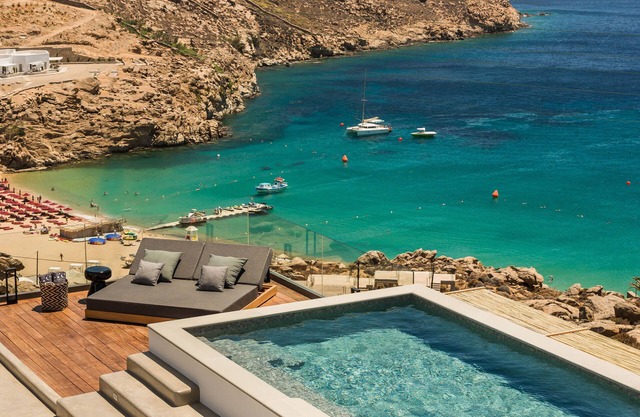 Amyth of Mykonos Super Paradise