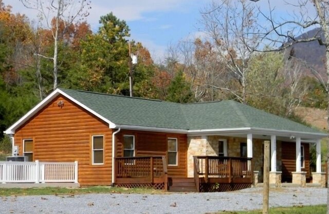 An absolute Treat-Perfect for couples/families - Walking Dist to Shen River!