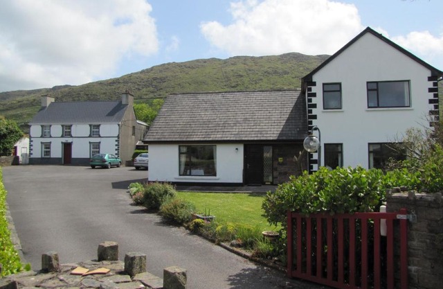 An Dooneen, The Hurley Farm B&B