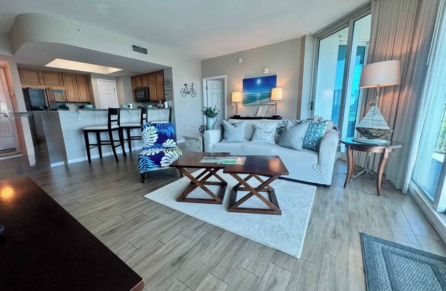An Emerald Coast Escape