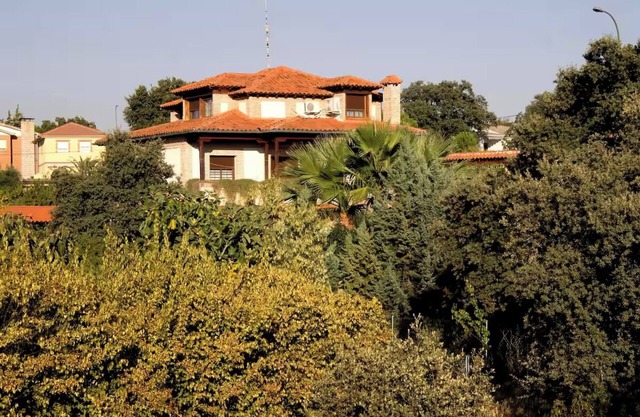 An environment where you can enjoy nature, on the banks of the Alberche River