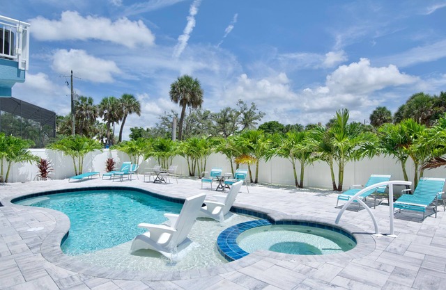 🌊Anchors Down | Luxury 5BR w/Private Pool, Spa + Game Room | Steps 2 Beach🏖️