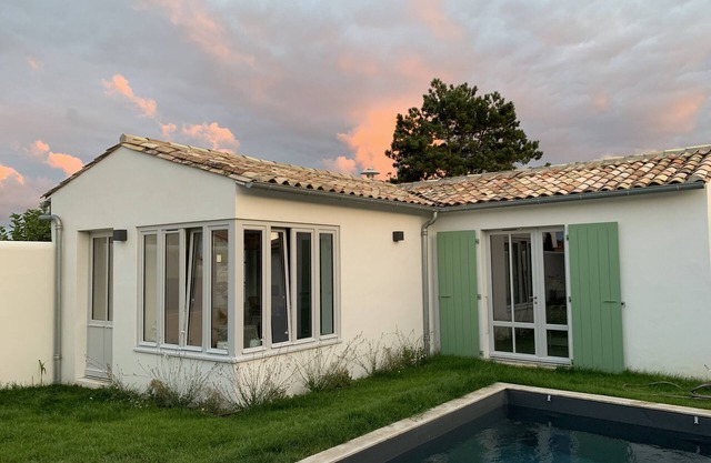 Annexe Privative Avec Piscine et Jardin sur L'ile de Re