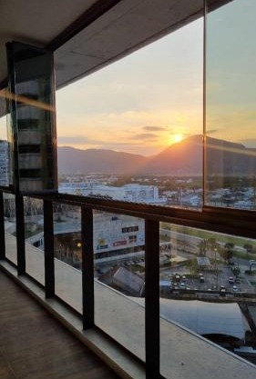 Ap Recreio Junto ao Shopping a 1 km da praia