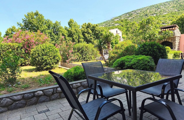 Apartments Adriana (120091-A1) - Klenovica (Novi Vinodolski)