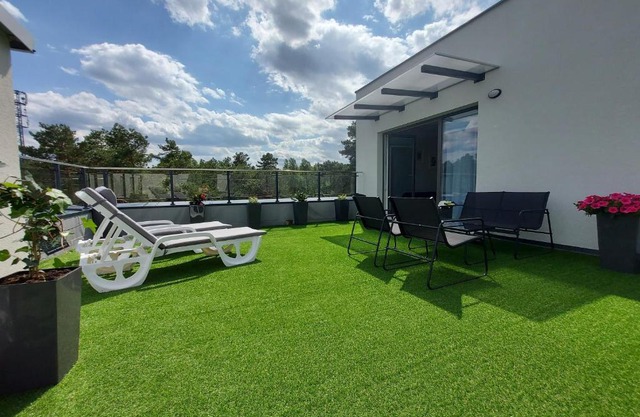 Apartament Leśny Taras z KLIMATYZACJĄ & Garaż podziemny w cenie-728-828-835- Targi Kielce