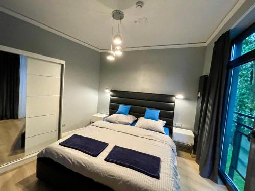 Apartament Navy Blue z tarasem