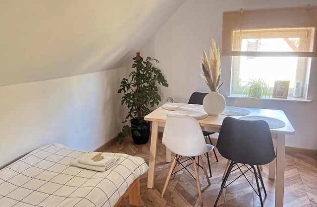 Apartament numer 4 nad jeziorem dla 6 osób