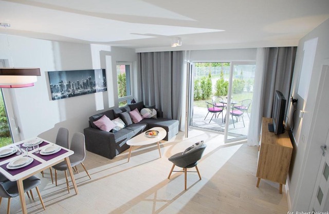Apartament wrzos z ogródkiem