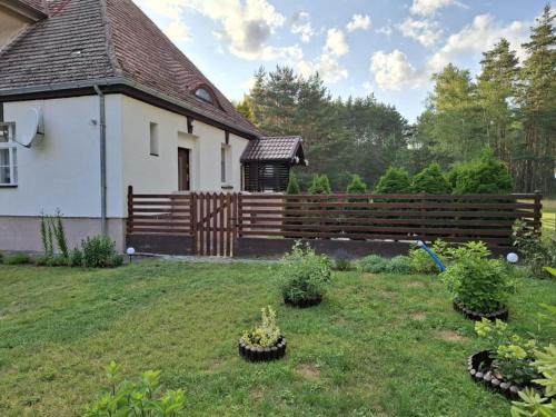 Apartament z ogrodem w Sercu Puszczy Noteckiej - Kraina 100 Jezior!