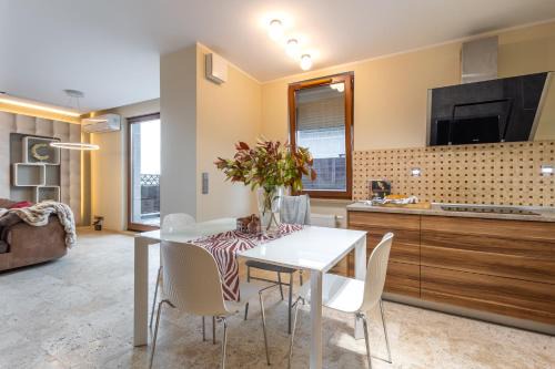 Apartament z tarasem 120m2, klimatyzacja, parking w garażu