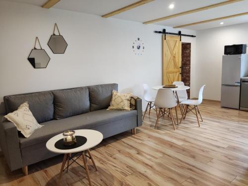 Apartamenty u Gumisia "Gumisiówka" mała agroturystyka Kłodzko Jaszkowa Górna