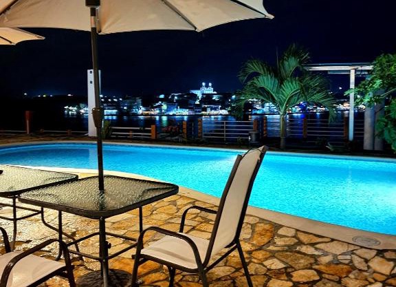 APARTHOTEL VISTA LAGO