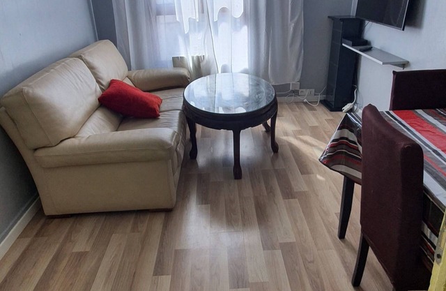 Apartment Near Paris