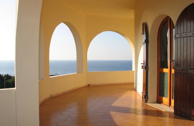 Apartment in villa Gesuina breathtaking sea view