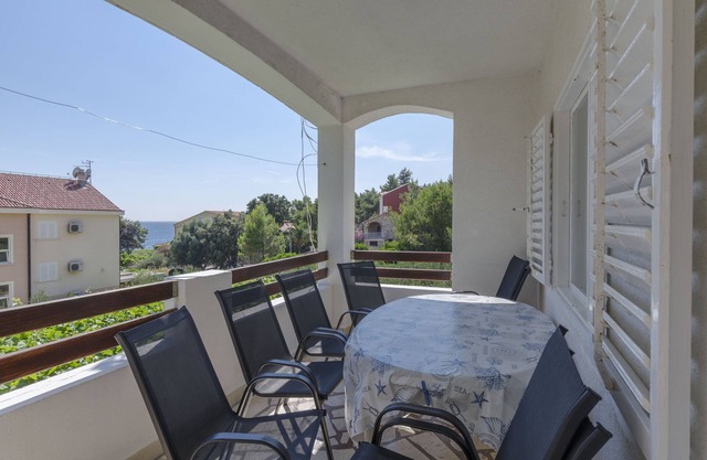 Apartments Carić (39851-A1) - Ivan Dolac - island Hvar