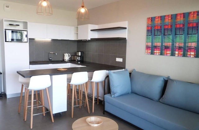 Apartment 2-6 people, garden, beach, pool, parking, pets allowed