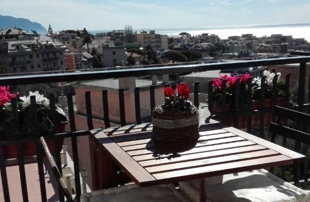 Apartment 3rd floor sea view, parking