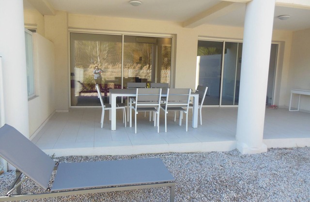 Apartment 4-6 People in Luxury Residence 50 m From the sea