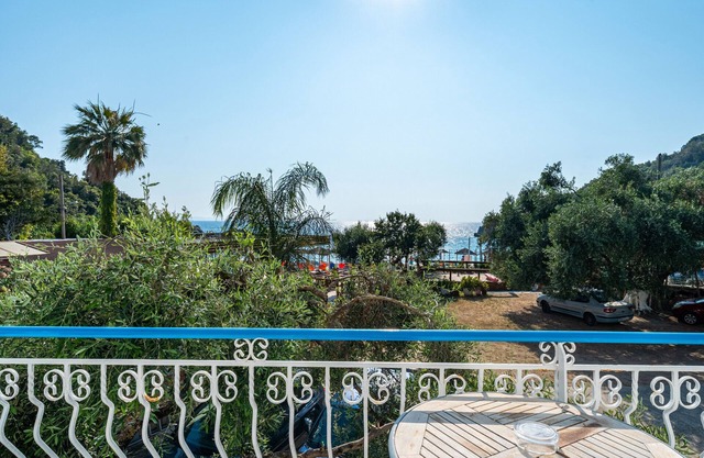 Apartment 'Alex Bar 2' with Sea View, Wi-Fi and Air Conditioning