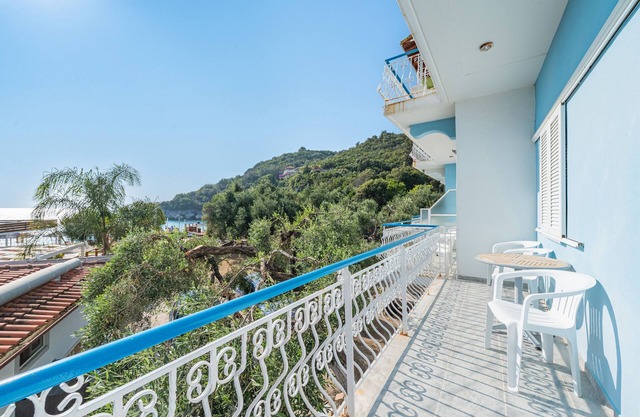 Apartment 'Alex Bar 4' with Sea View, Wi-Fi and Air Conditioning