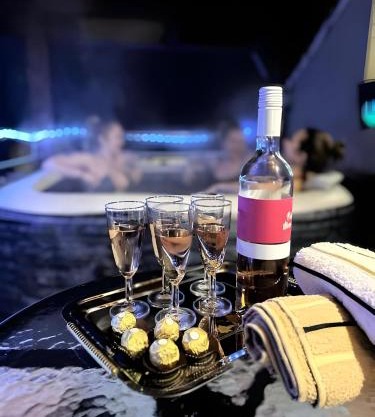 Apartment Ana with a Charming Jacuzzi near Marija Bistrica