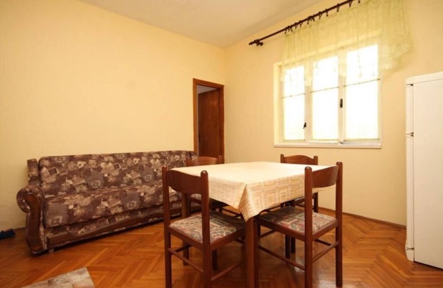 Apartment Apartmani Nataša (77481-A1) - Ugljan
