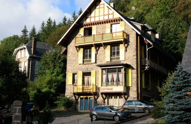 Apartment 'Apt Capacité 2 À 5 Personnes' with Mountain View and Balcony