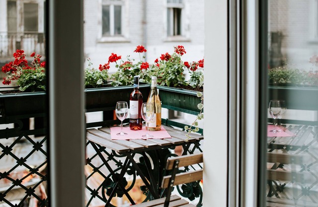 Apartment at Wawel -Kazimierz. City center, close to every attraction in Krakow.