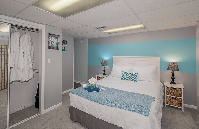 Apartment -Breakfast- Meal Plans- Fire Pit