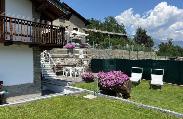 Apartment 'Casa Sabrina - Blu' with Mountain View, Private Garden and Wi-Fi