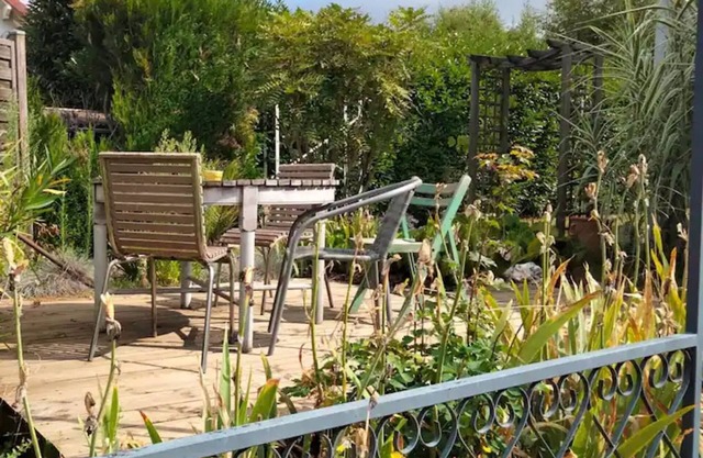 Apartment "Chez Gaston" with Garden