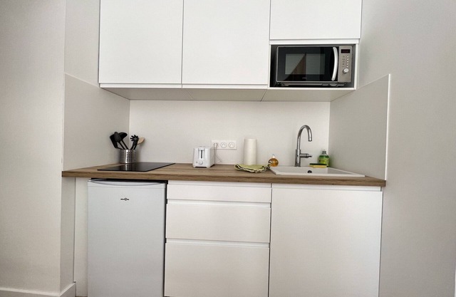 Apartment, close to SNCF train station