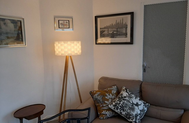 Apartment facing the sea