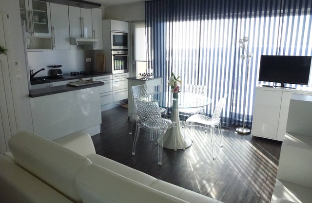 Apartment facing the sea near the Thalasso Baule Pornichet