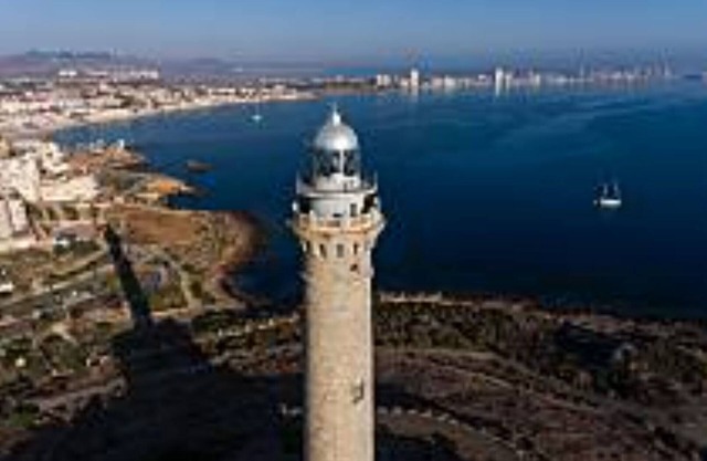 Apartment for 4-5 people 100 m from the beach