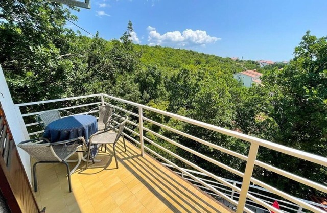Apartment for 4 persons approx. 45 qm in Smrika, Kvarner Bay (Primorje-Gorski County)