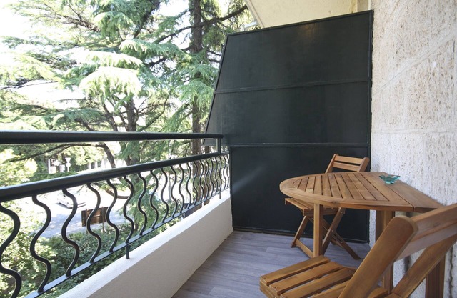 Apartment Goge - One-Bedroom Apartment with Balcony