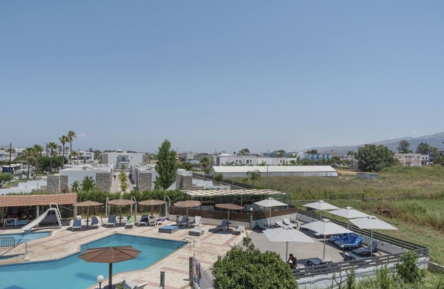 Apartment 'Golden Sun Two-bedroom Apt 4' with Sea View, Shared Pool and Wi-Fi