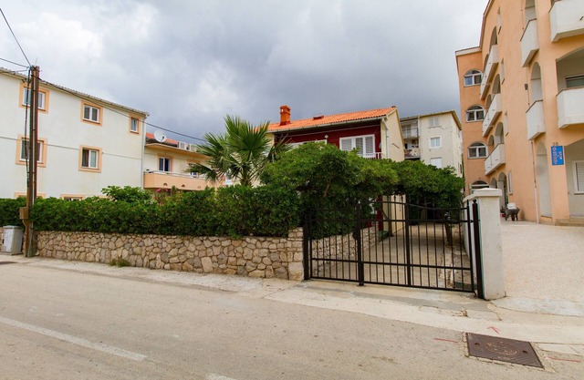 Apartment Grozdana;Pag-50m sea