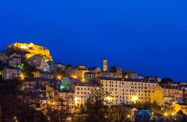 Apartment historic center Corte, View of the citadel