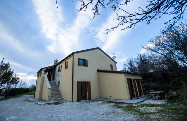 Apartment in farmhouse 5 minutes from Portonovo