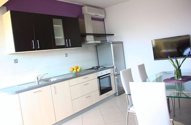 Apartment in Grebaštica with Seaview, Terrace, Air condition, WIFI (886-2)