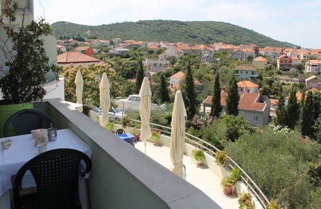 Apartment in Kali with Seaview, Balcony, Air condition, WIFI (4566-3)