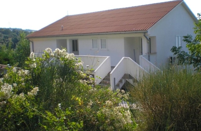 Apartment in Kampor with Seaview, Terrace, Air condition, WIFI (4610-1)